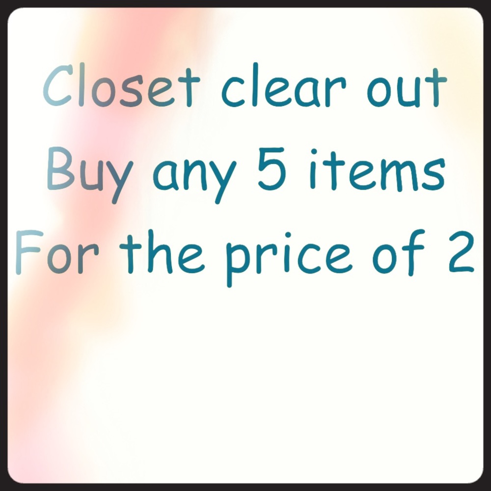 Closet clear out bundle 5 items for price of 2